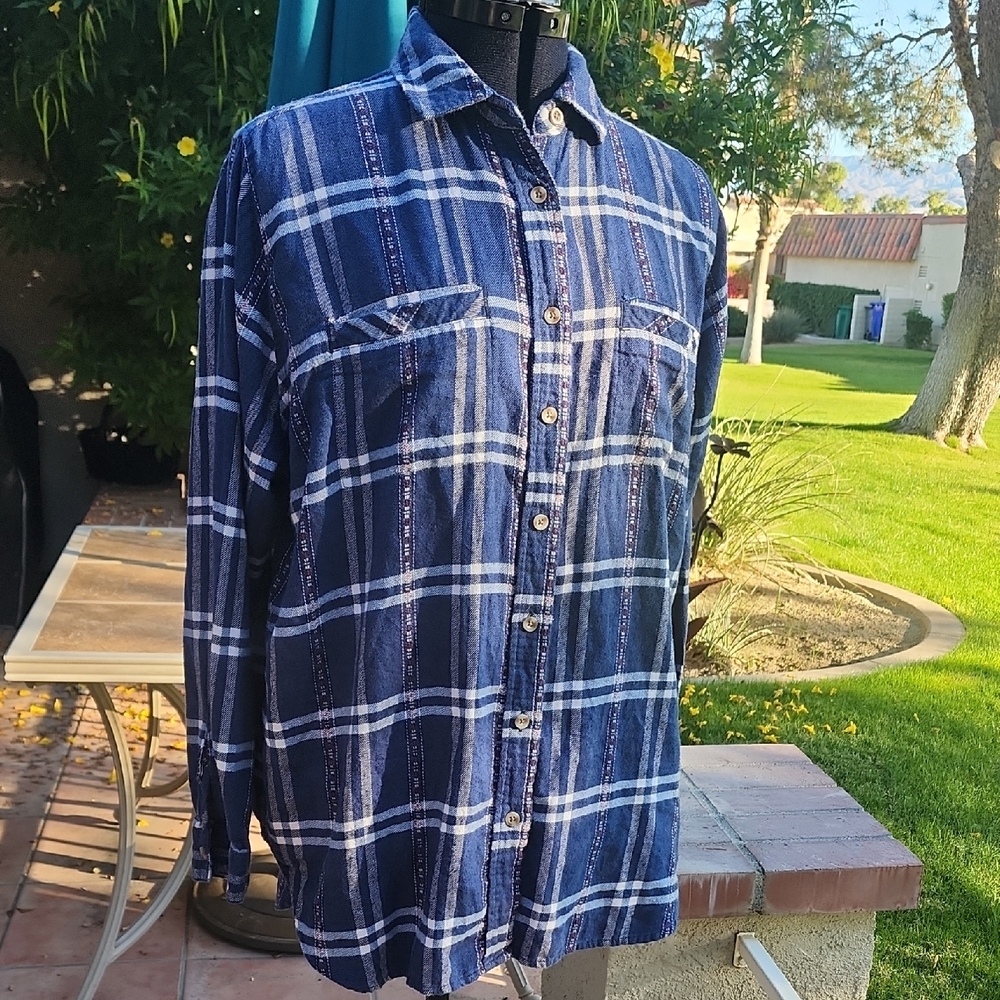 BDG Navy and White Plaid Men's Shirt